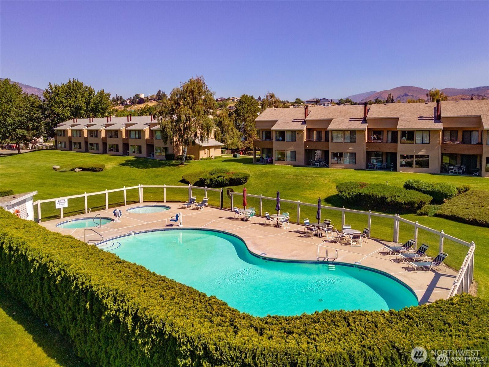 1 Tennis 655-I2, Manson, WA 98831