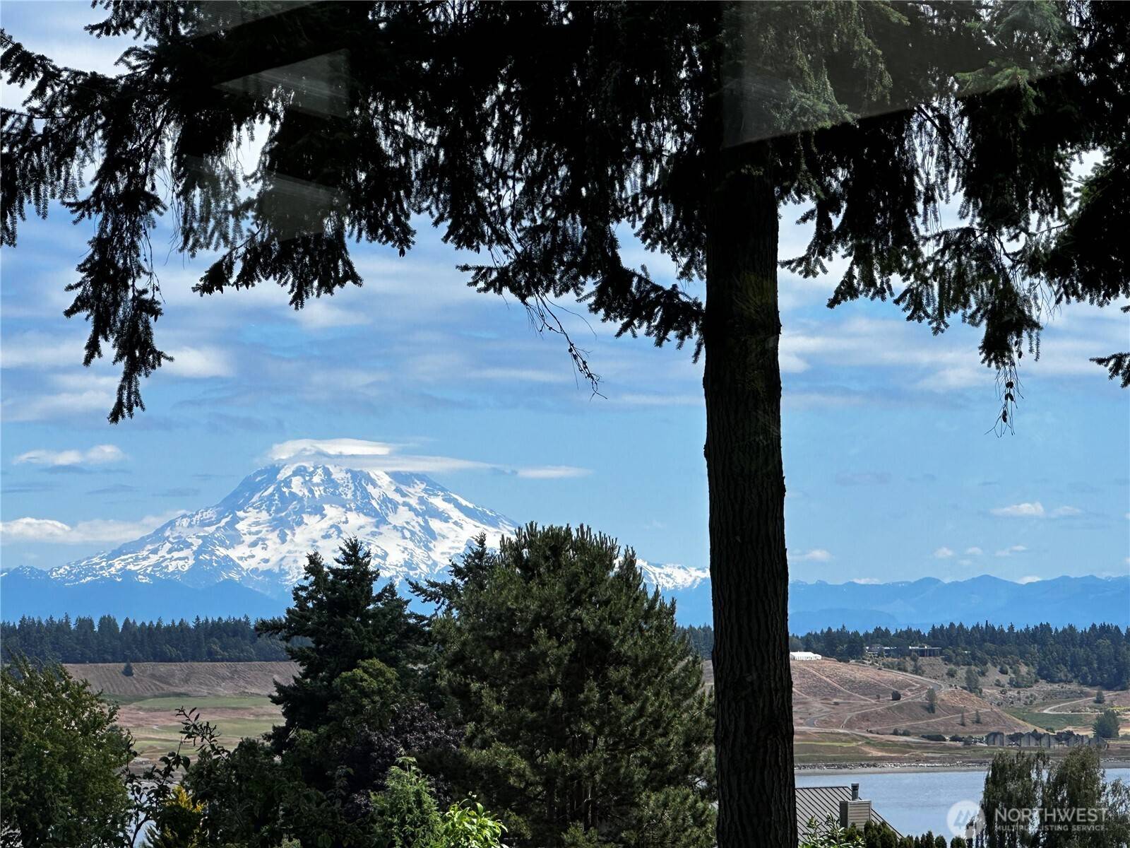 1130 Queets DR, Fox Island, WA 98333