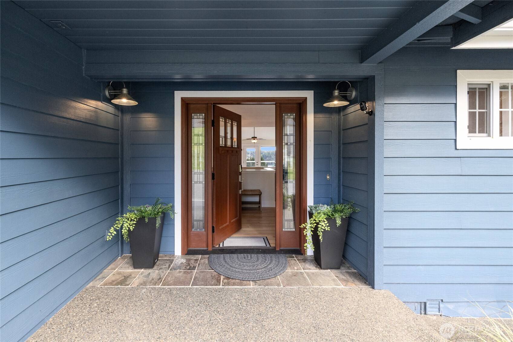 12421 6th AVE NW, Gig Harbor, WA 98332
