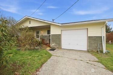 1010 Coolidge RD, Aberdeen, WA 98520