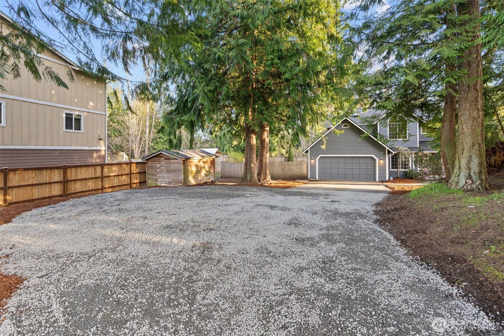 20831 60th ST E, Bonney Lake, WA 98391