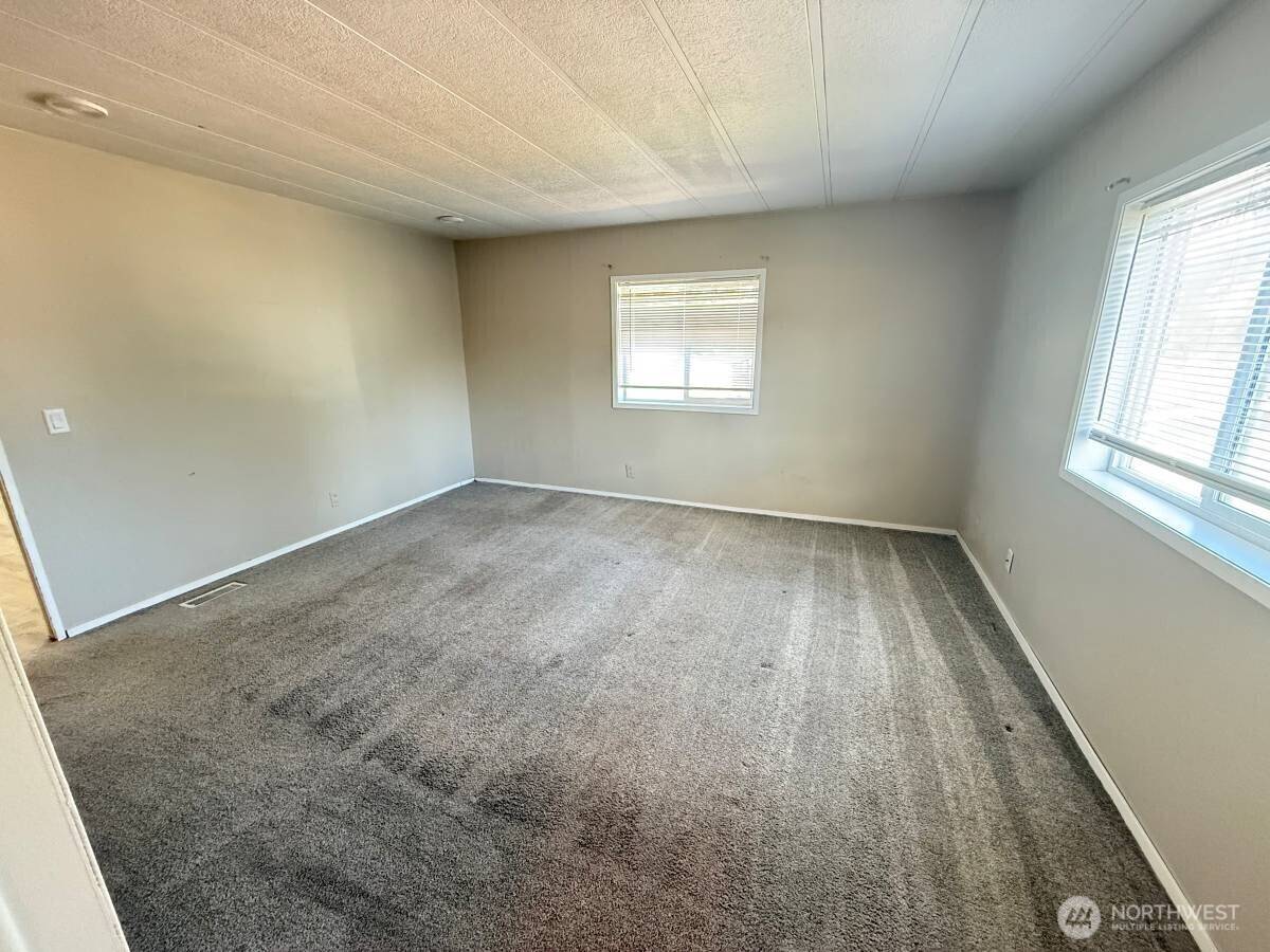 10203 217th Avenue Ct E, Bonney Lake, WA 98391