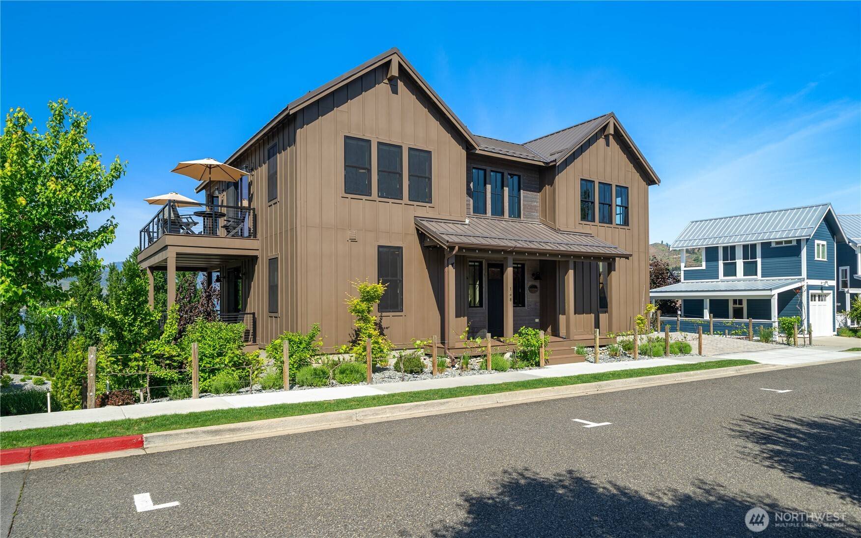 168 Jackrabbit LN, Chelan, WA 98816