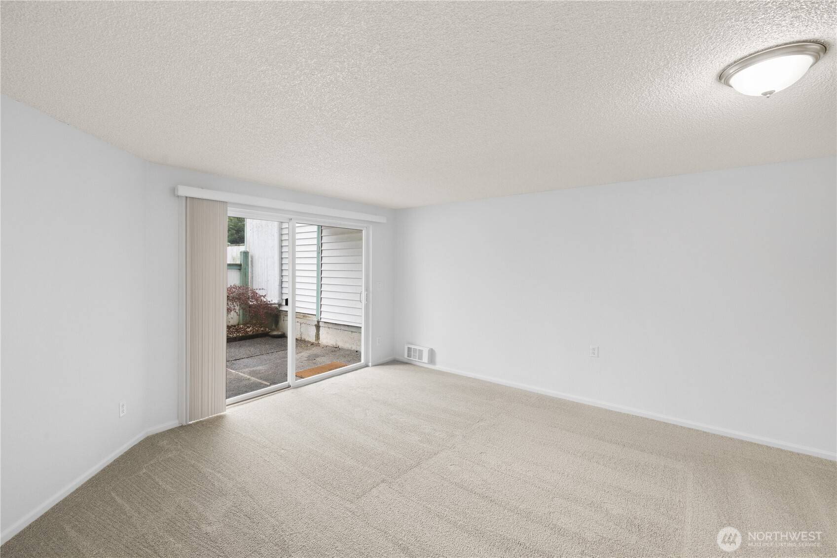 1721 SW 318th PL #48D, Federal Way, WA 98023