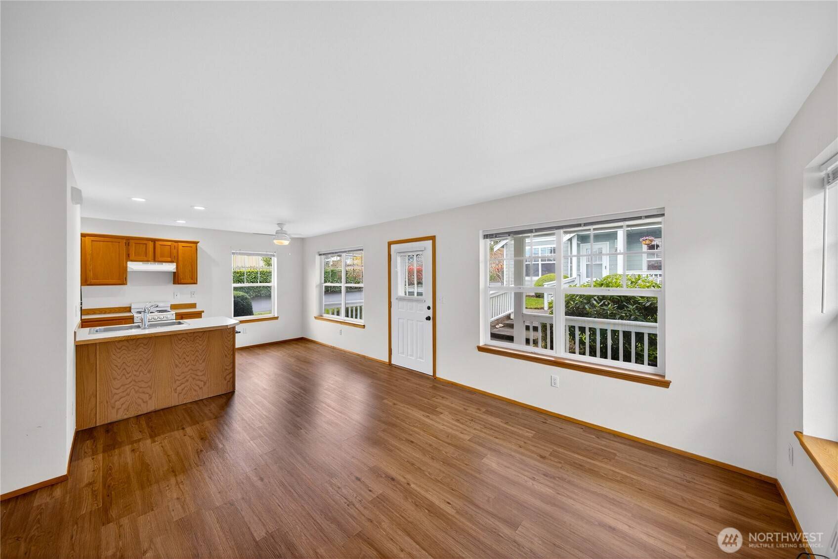 161 W Whidbey AVE #38, Oak Harbor, WA 98277