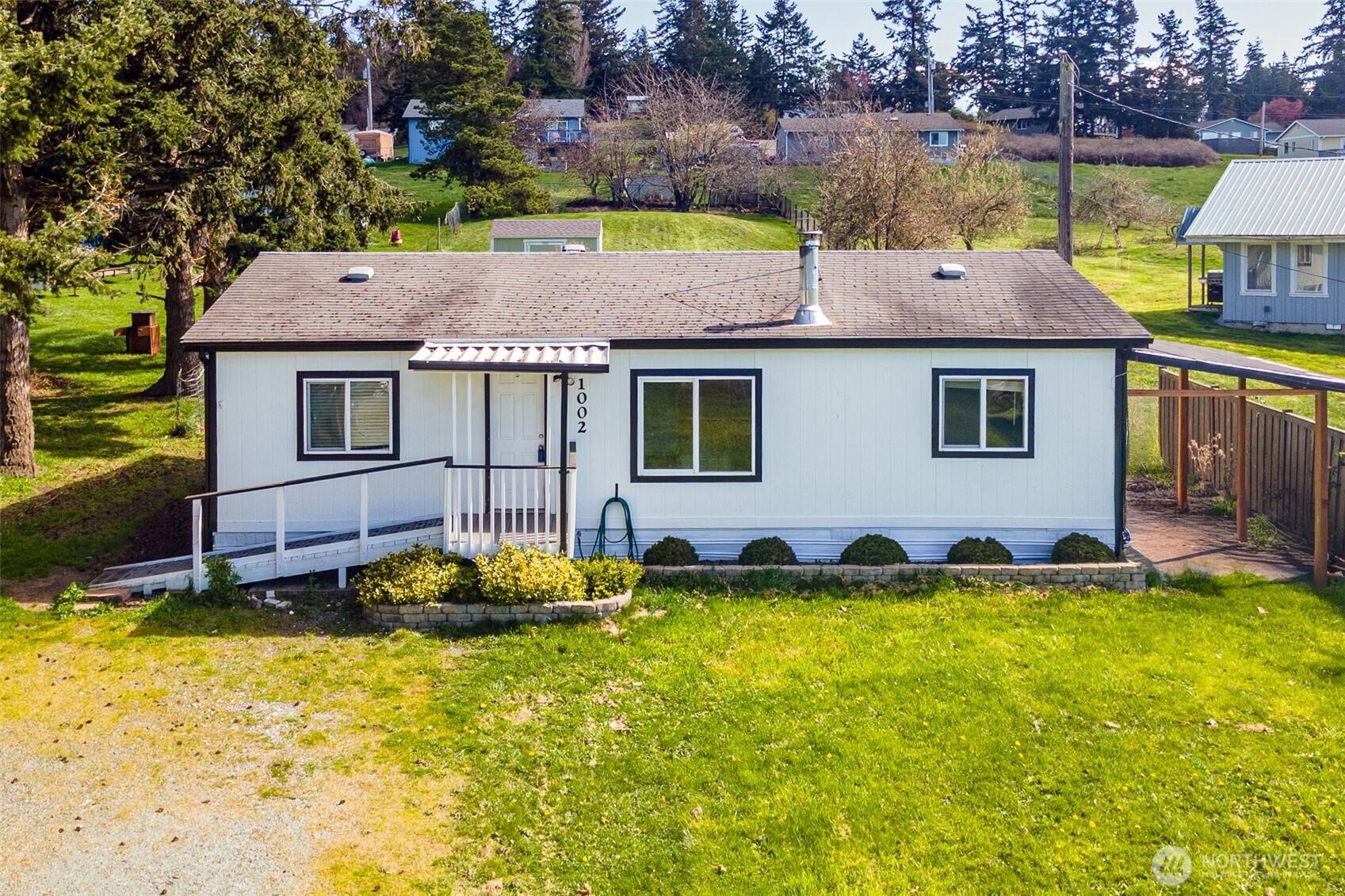 1002 Riepma AVE, Oak Harbor, WA 98277