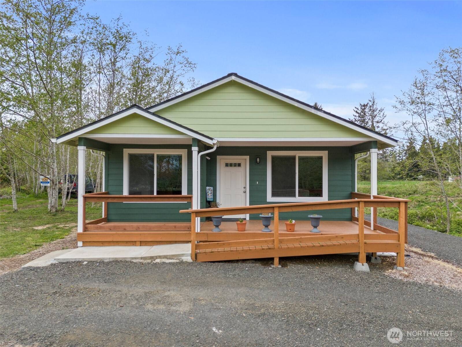 23 Sunrise LN, South Bend, WA 98586