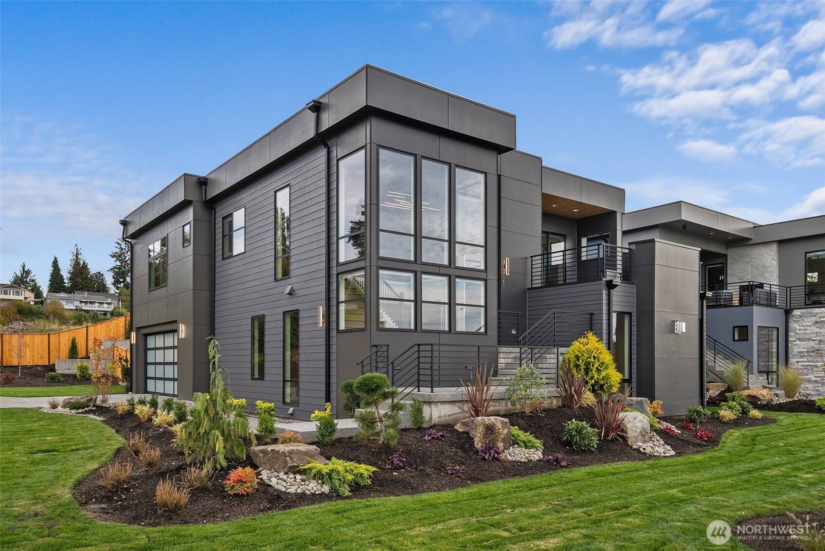 1422 Sequalish ST, Steilacoom, WA 98388