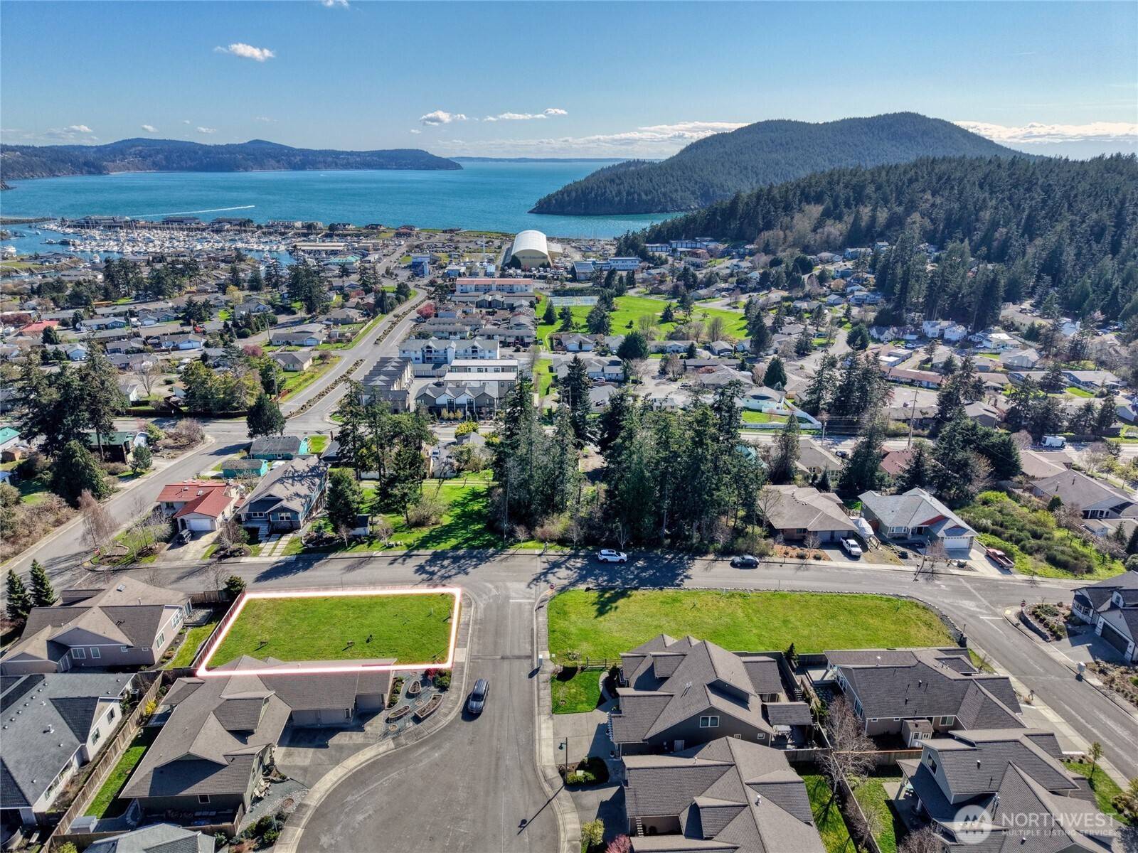 2719 Strom PL, Anacortes, WA 98221