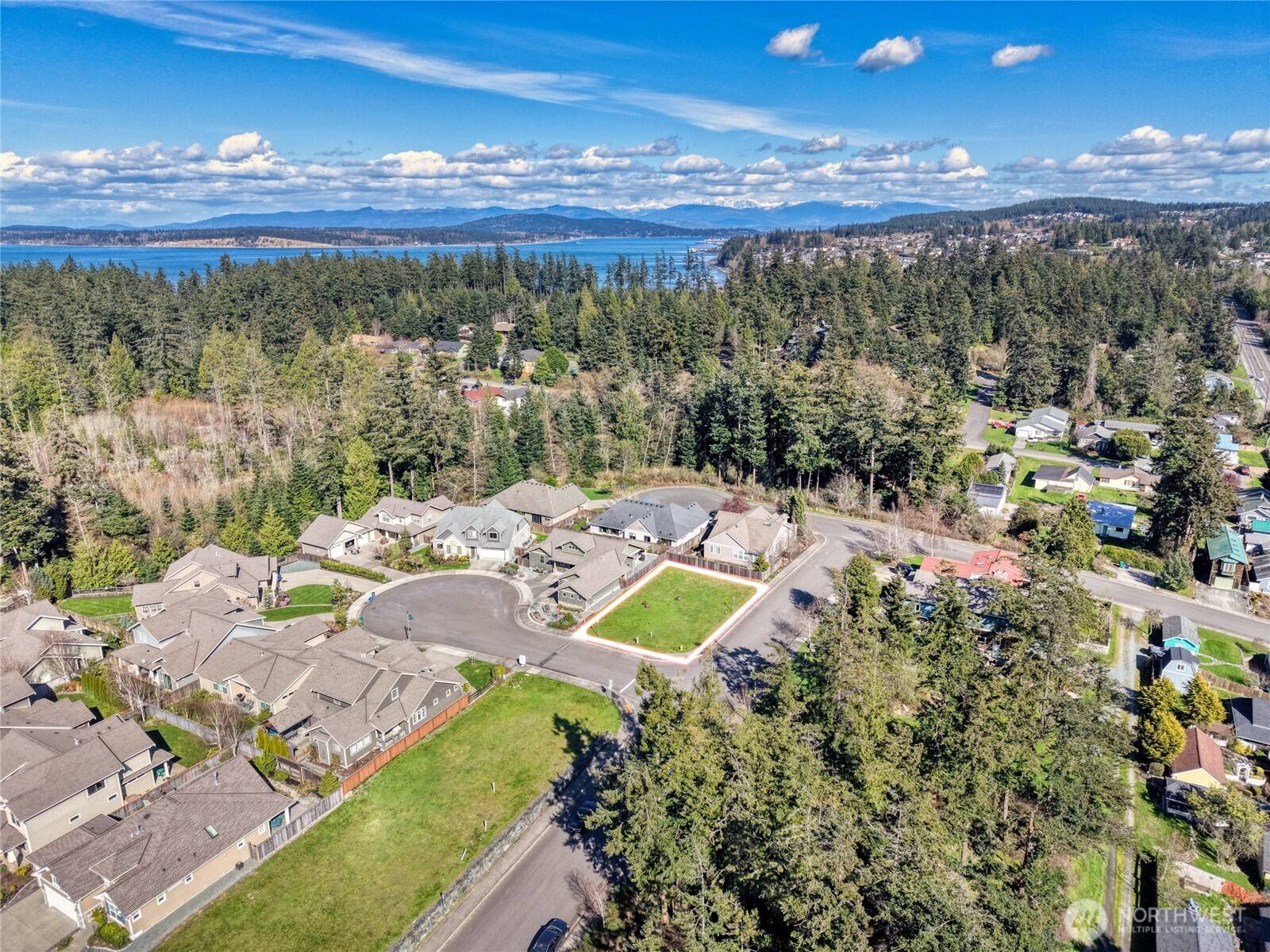 2719 Strom PL, Anacortes, WA 98221
