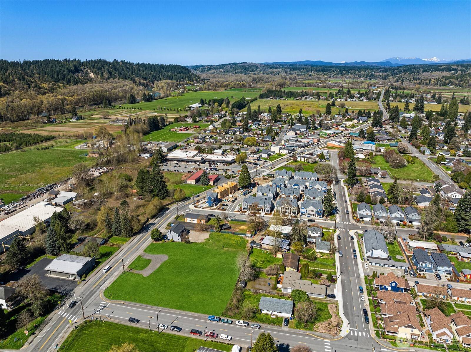 41 XX Tolt AVE, Carnation, WA 98014