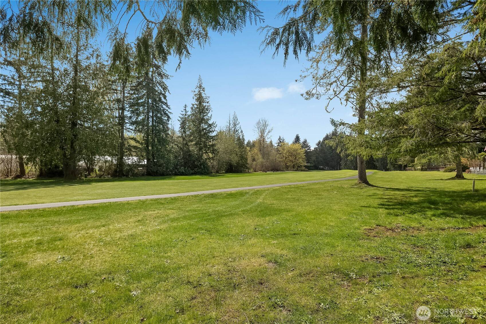 131 N Fairway DR W, Hoodsport, WA 98548
