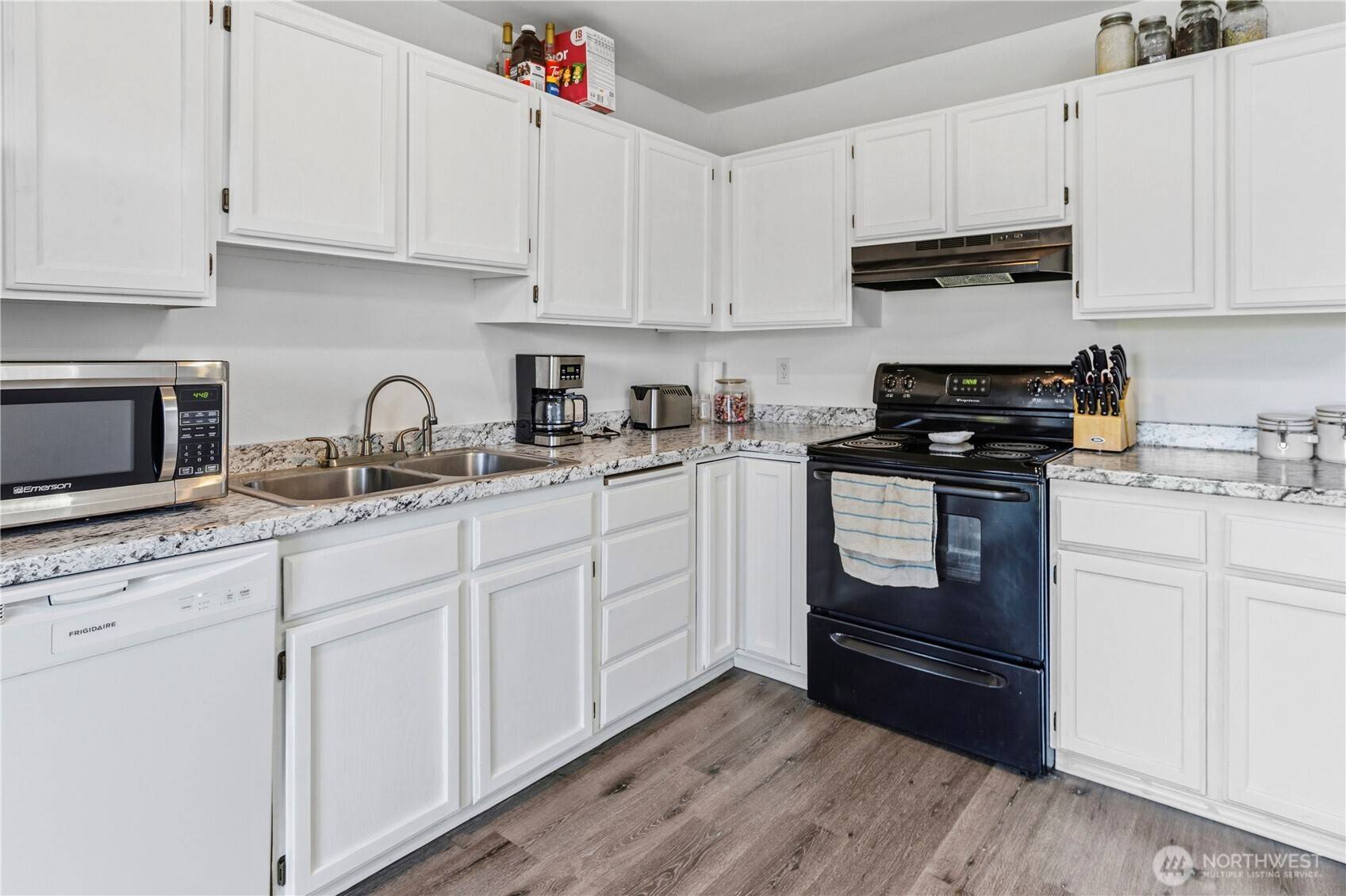 6505 Stewart AVE E, Puyallup, WA 98371