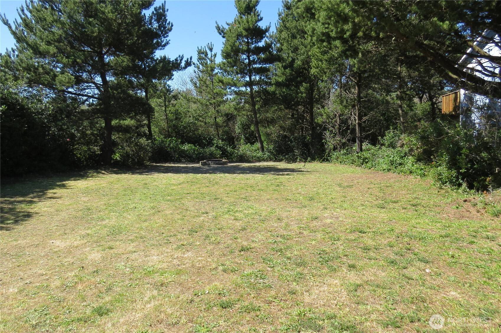 319 Sand Dune AVE NW, Ocean Shores, WA 98569