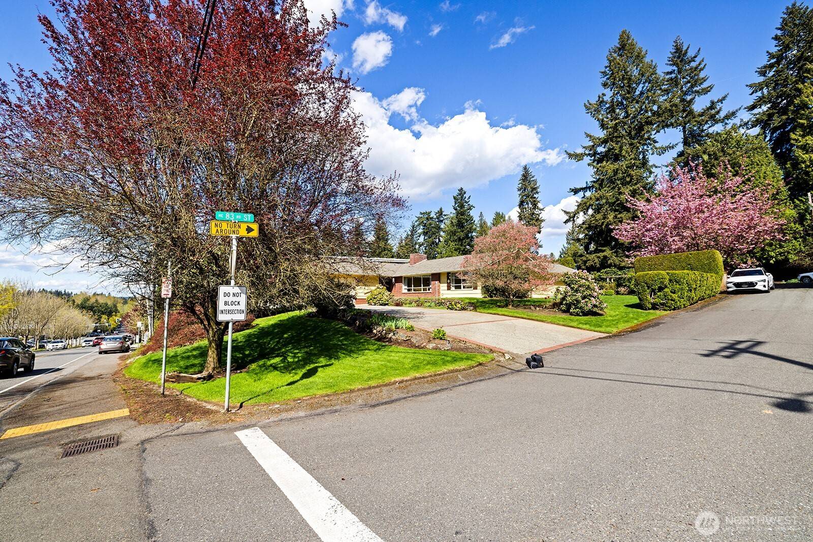 8236 120th AVE NE, Kirkland, WA 98033