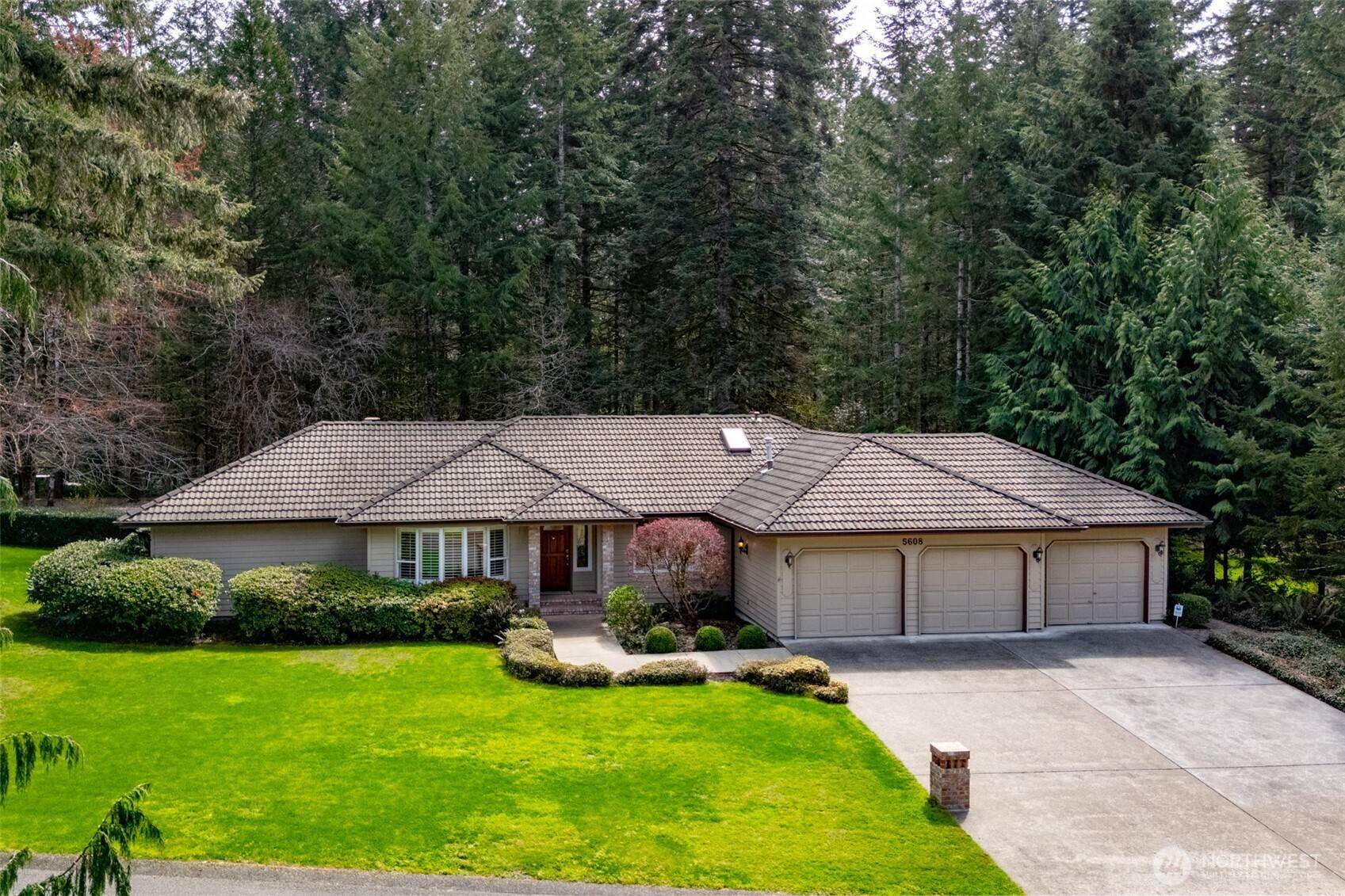 5608 Ridge High CT SW, Olympia, WA 98512