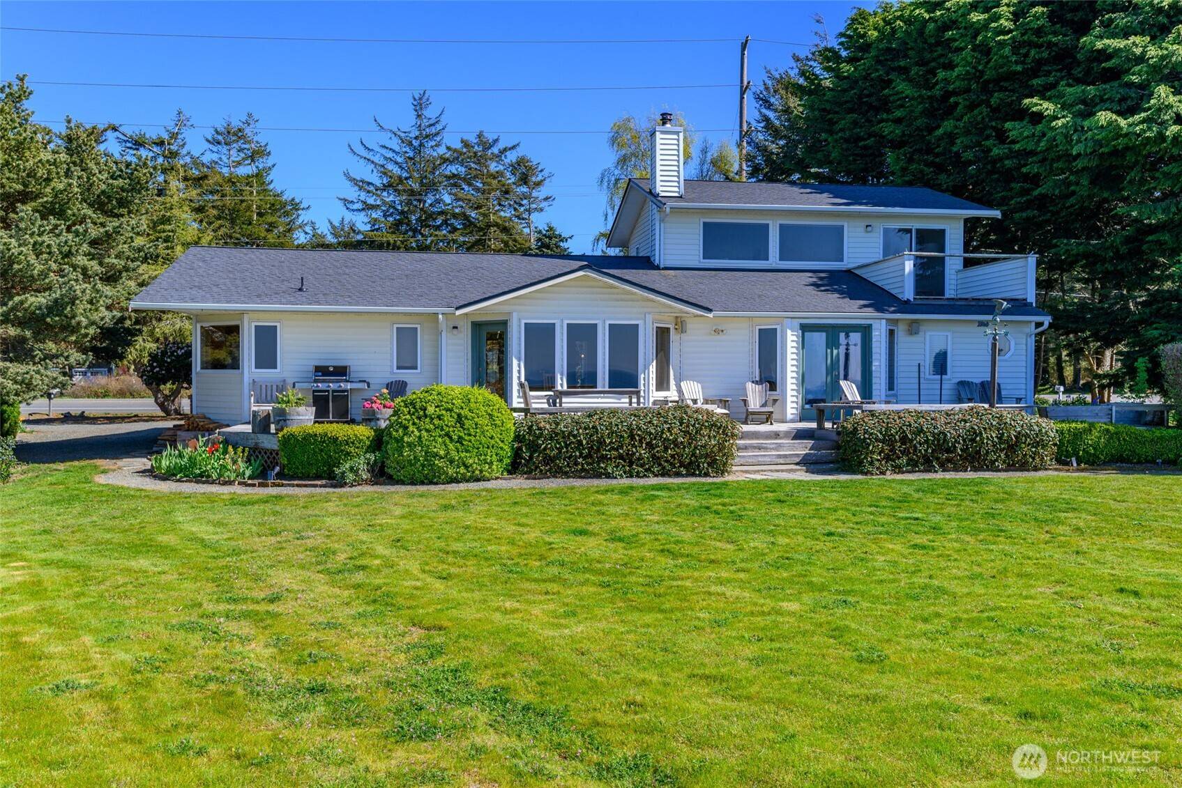 1889 West Beach RD, Oak Harbor, WA 98277