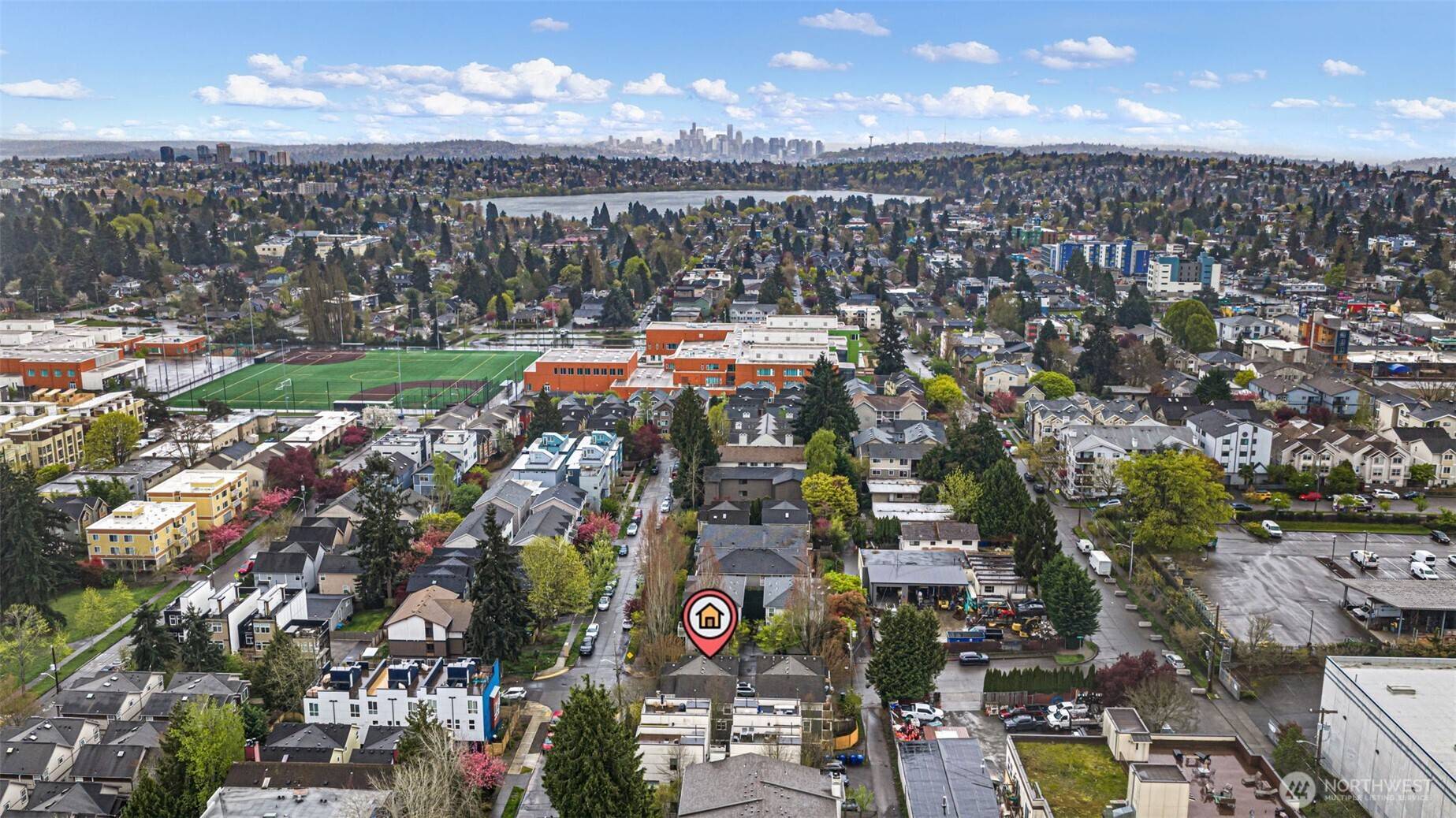 9501 Interlake AVE N, Seattle, WA 98103