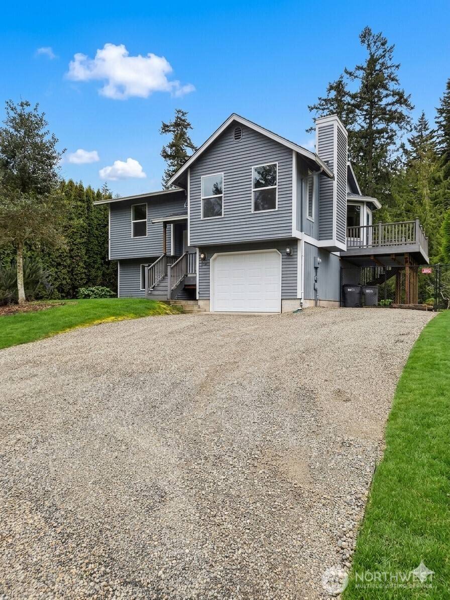 7195 E Stanley LN, Port Orchard, WA 98366