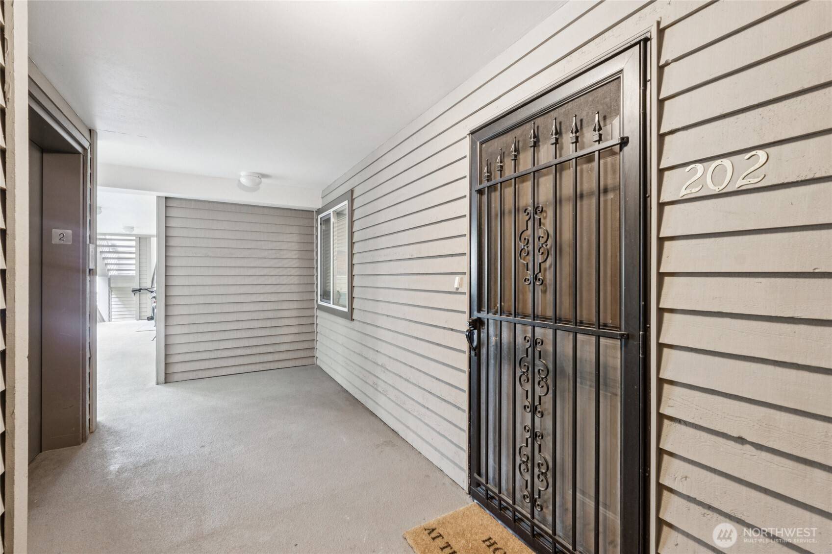 312 4th AVE #202, Kirkland, WA 98033