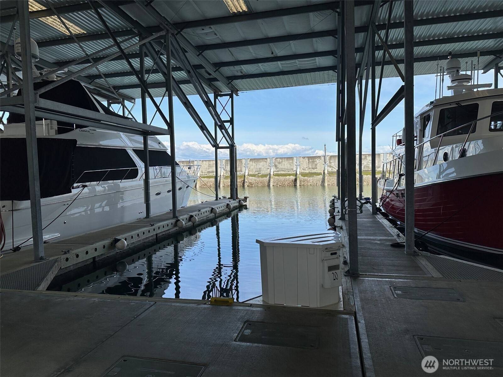 3101 V PL #20, Anacortes, WA 98221