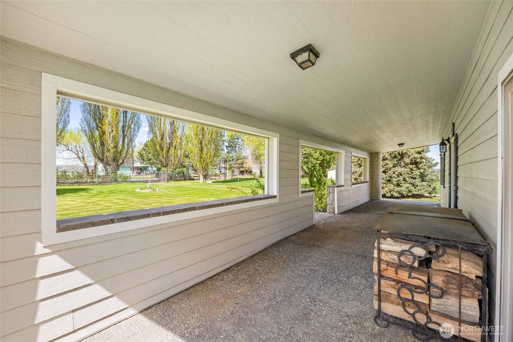 17325 NE B.5 RD, Soap Lake, WA 98851