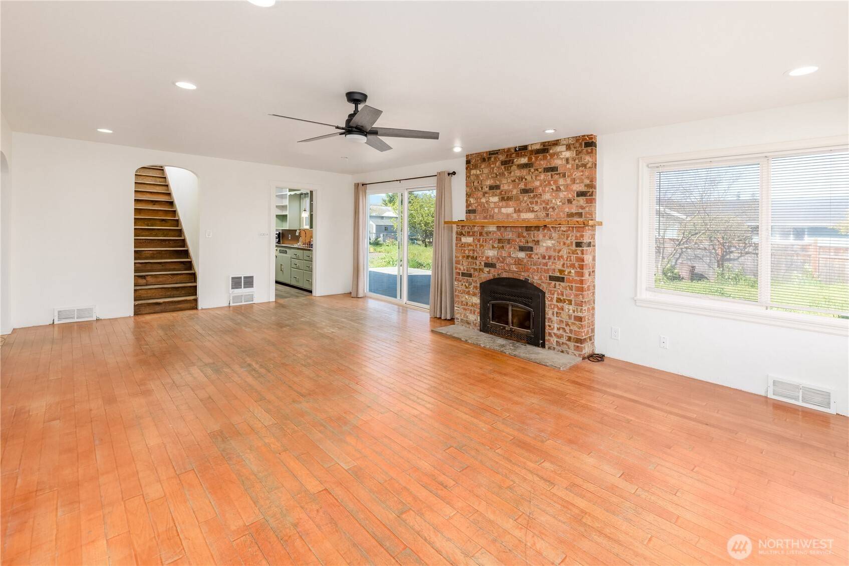 405 W Spruce ST, Sequim, WA 98362
