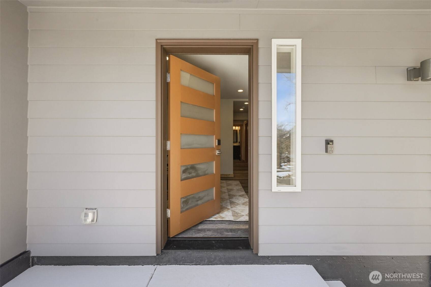 21 Arlberg PL, Snoqualmie Pass, WA 98068
