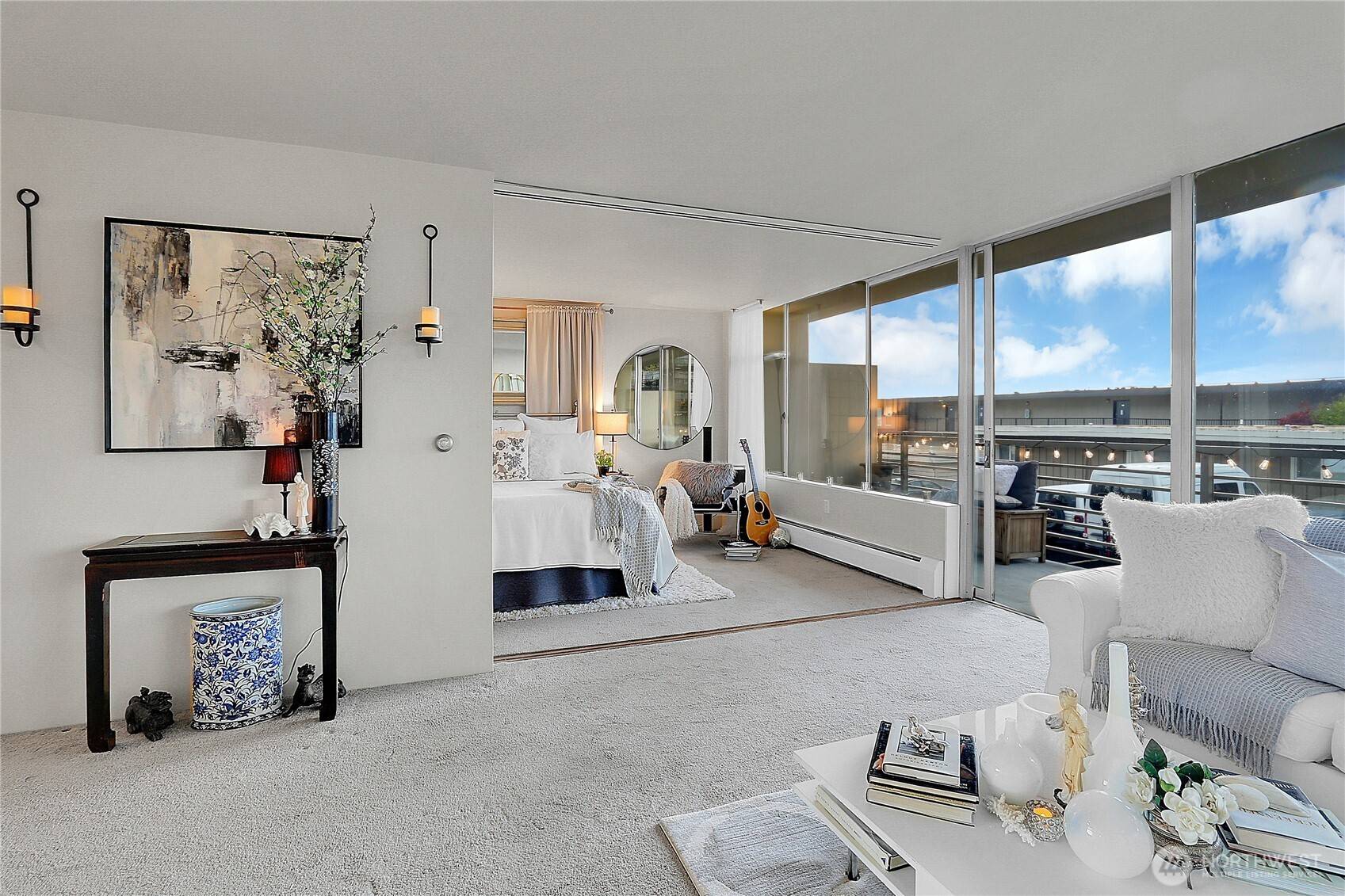 2040 43rd AVE E #215, Seattle, WA 98112