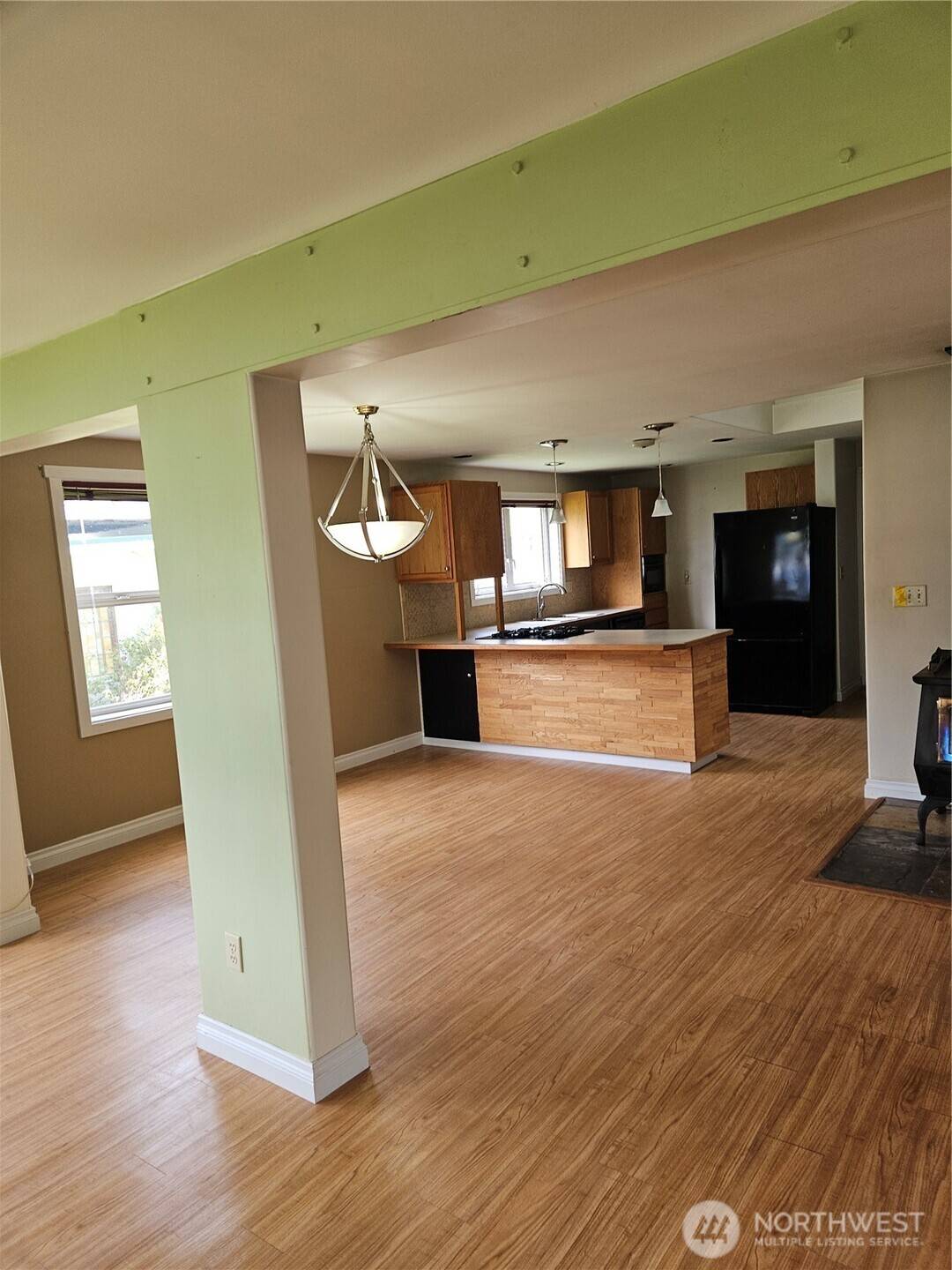20 E Sunny Sands RD, Cathlamet, WA 98612