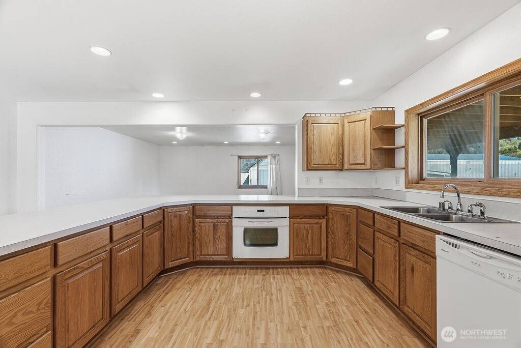 156 Williams AVE, Kelso, WA 98626