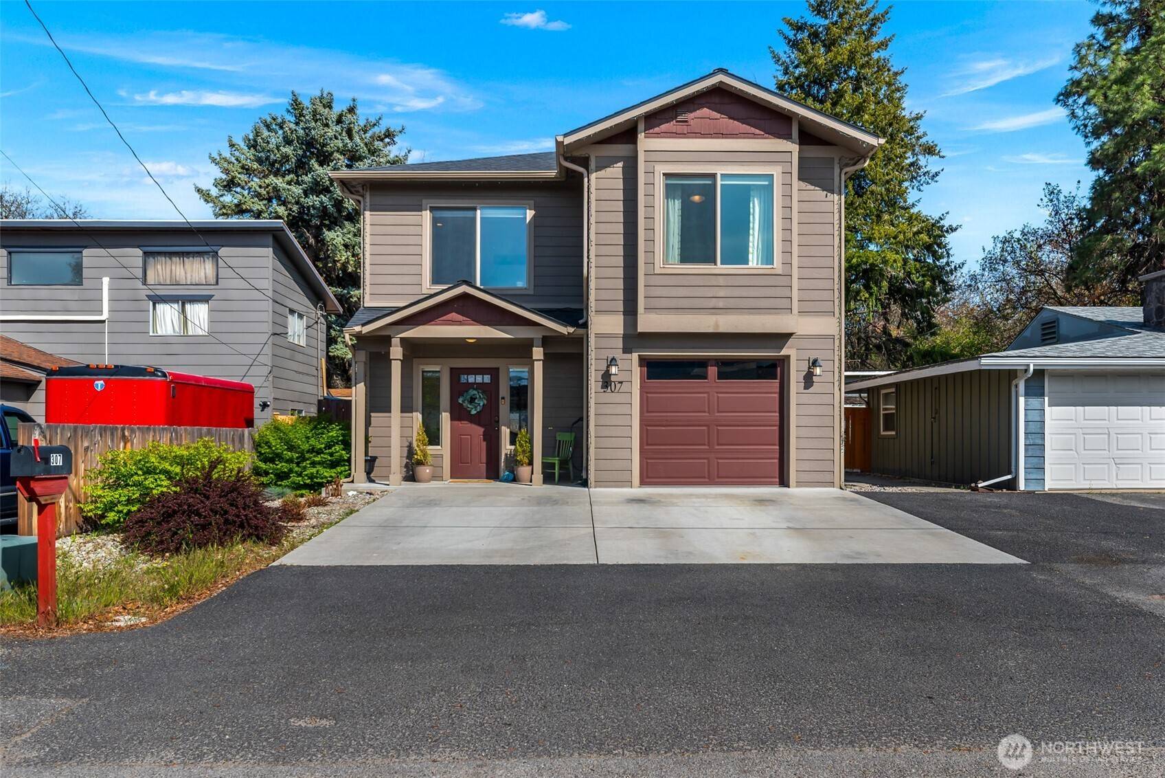 307 Chapel ST, Cashmere, WA 98815