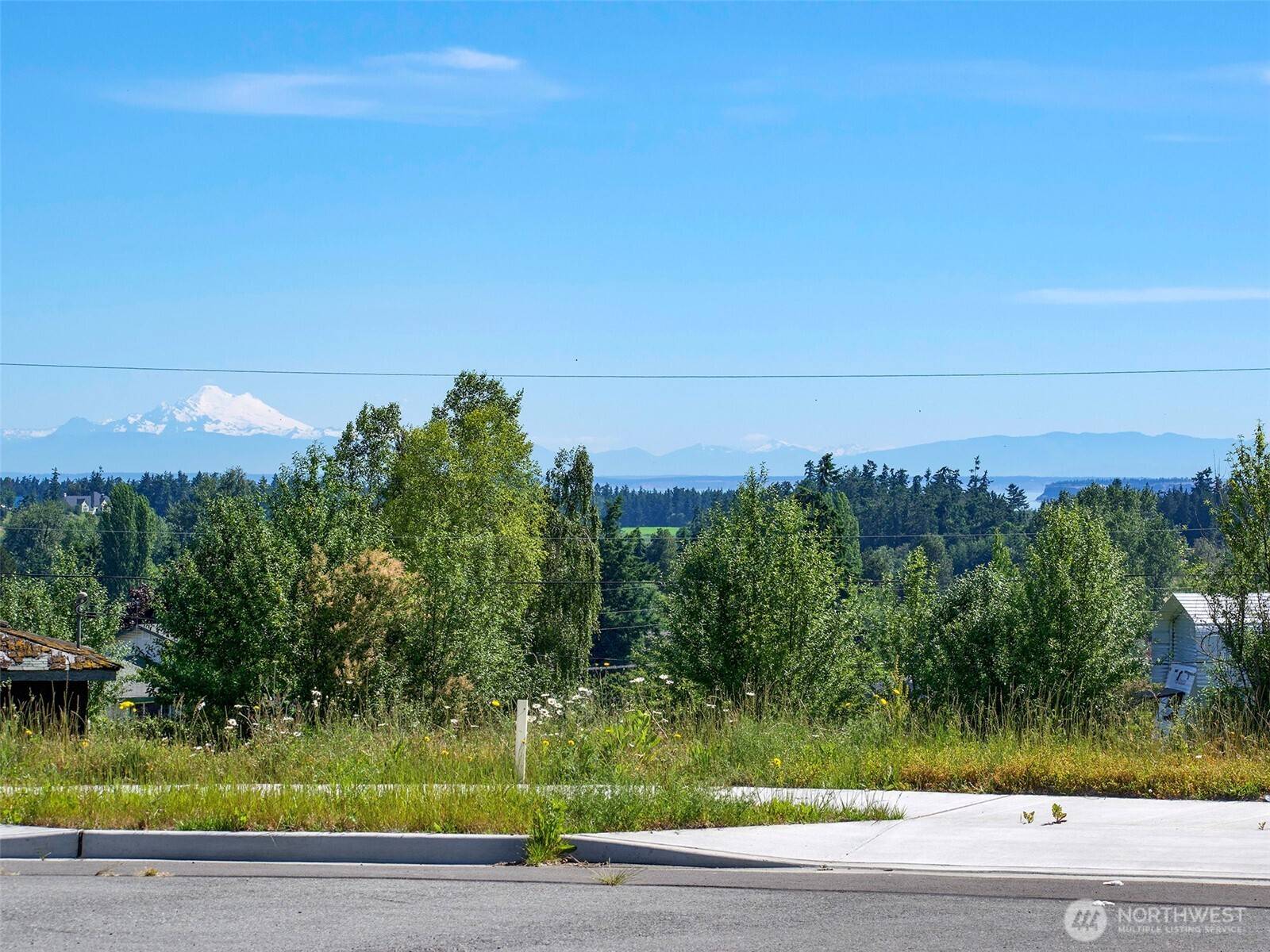 862 Still RD, Sequim, WA 98382