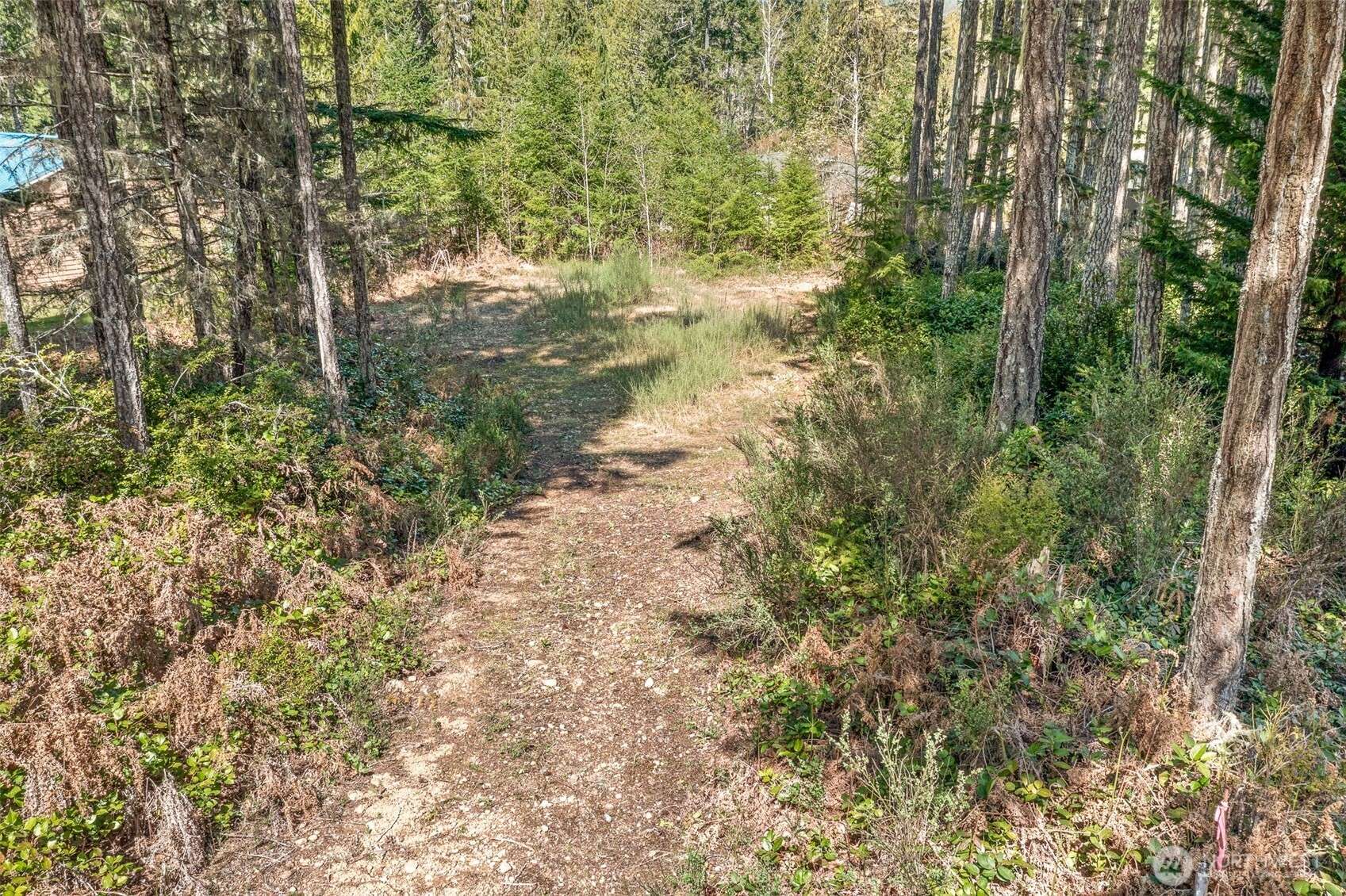 60 N Beaver PL N, Hoodsport, WA 98548