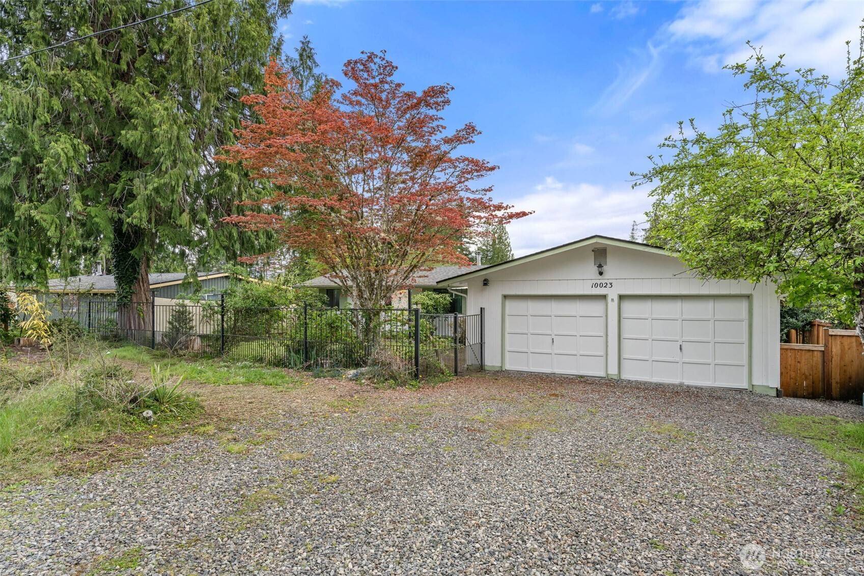 10023 Whitecap DR NW, Olympia, WA 98502