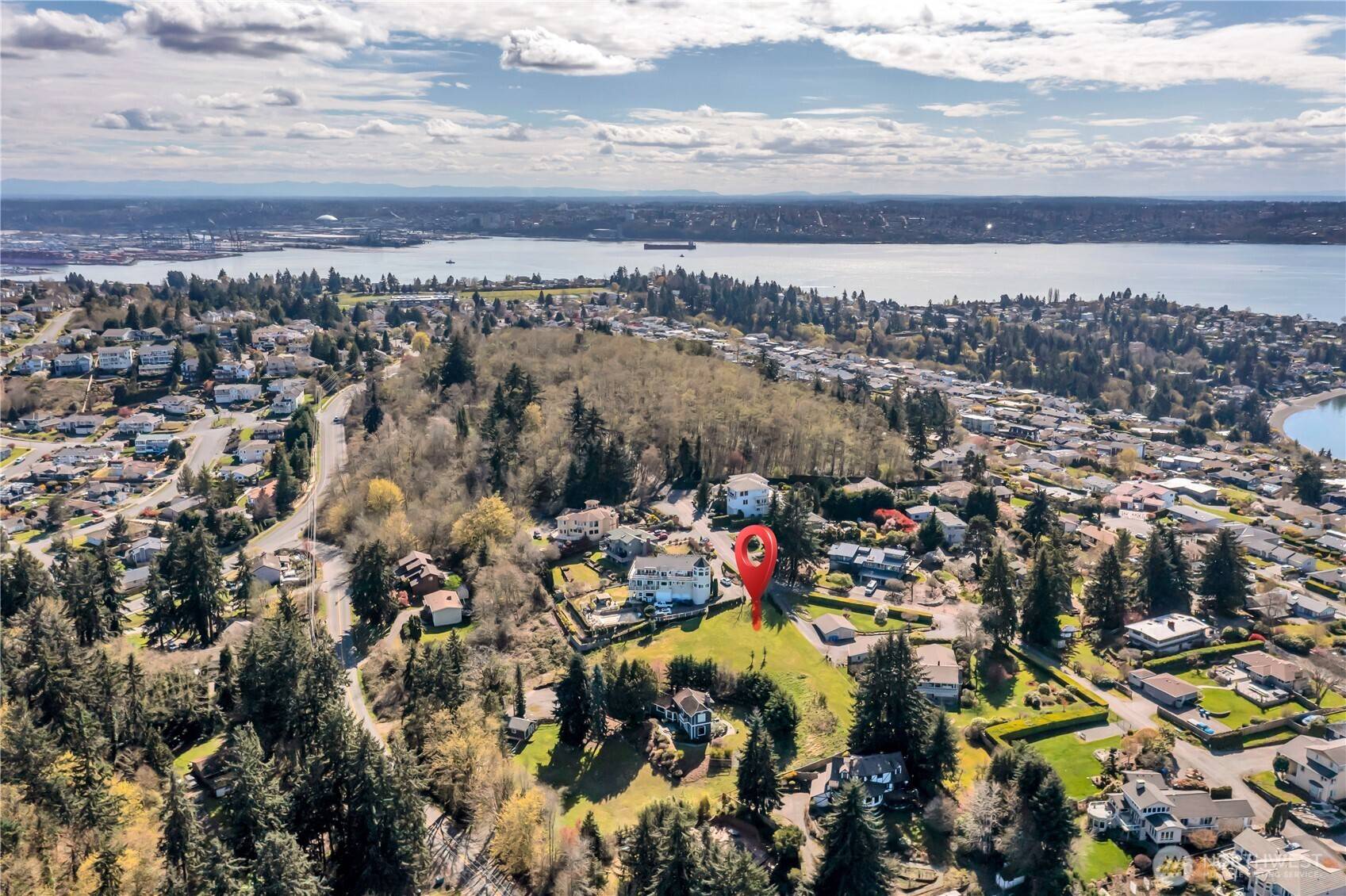 6210 Dash Point BLVD NE, Tacoma, WA 98422
