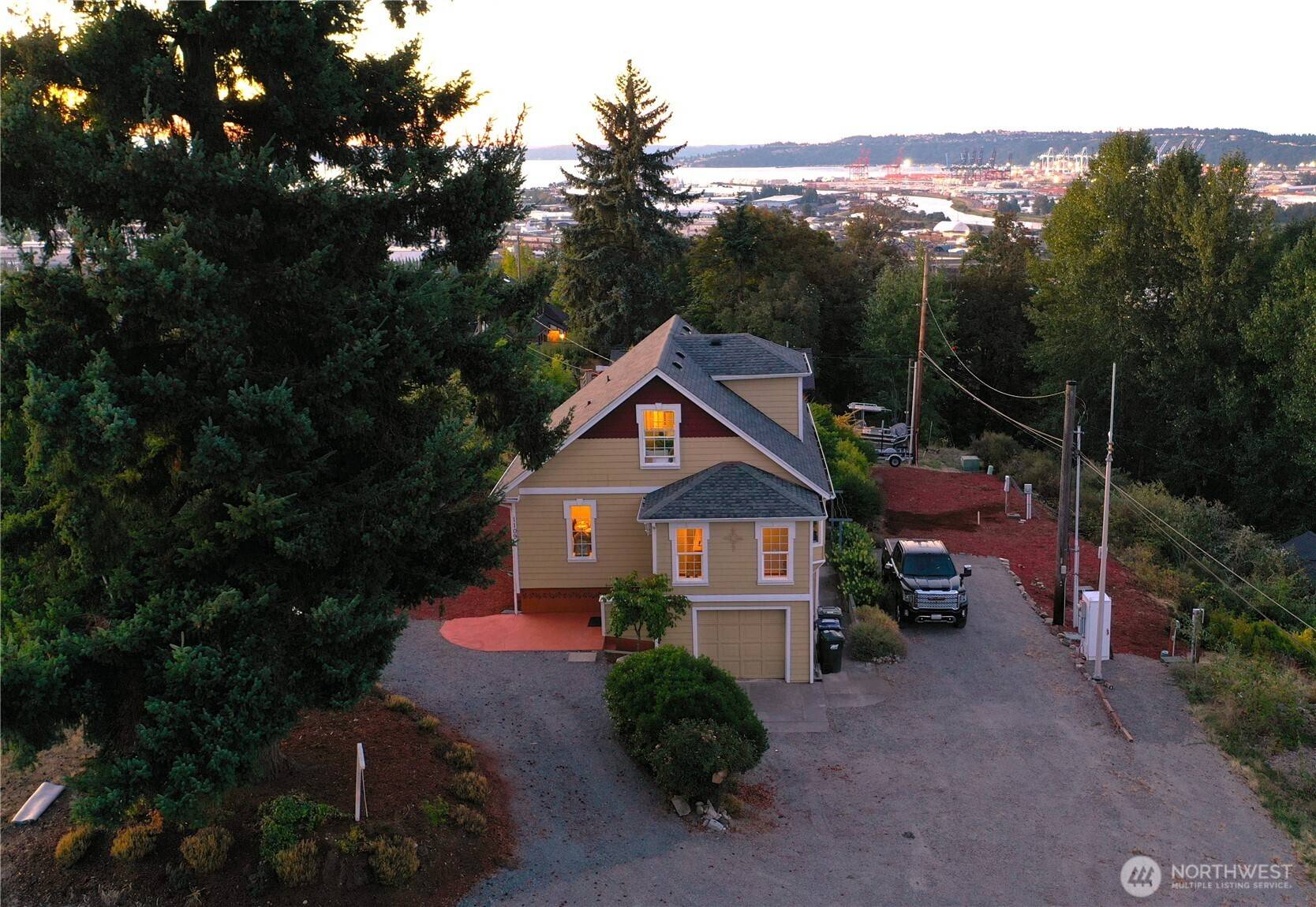 1109 E 31st ST, Tacoma, WA 98404