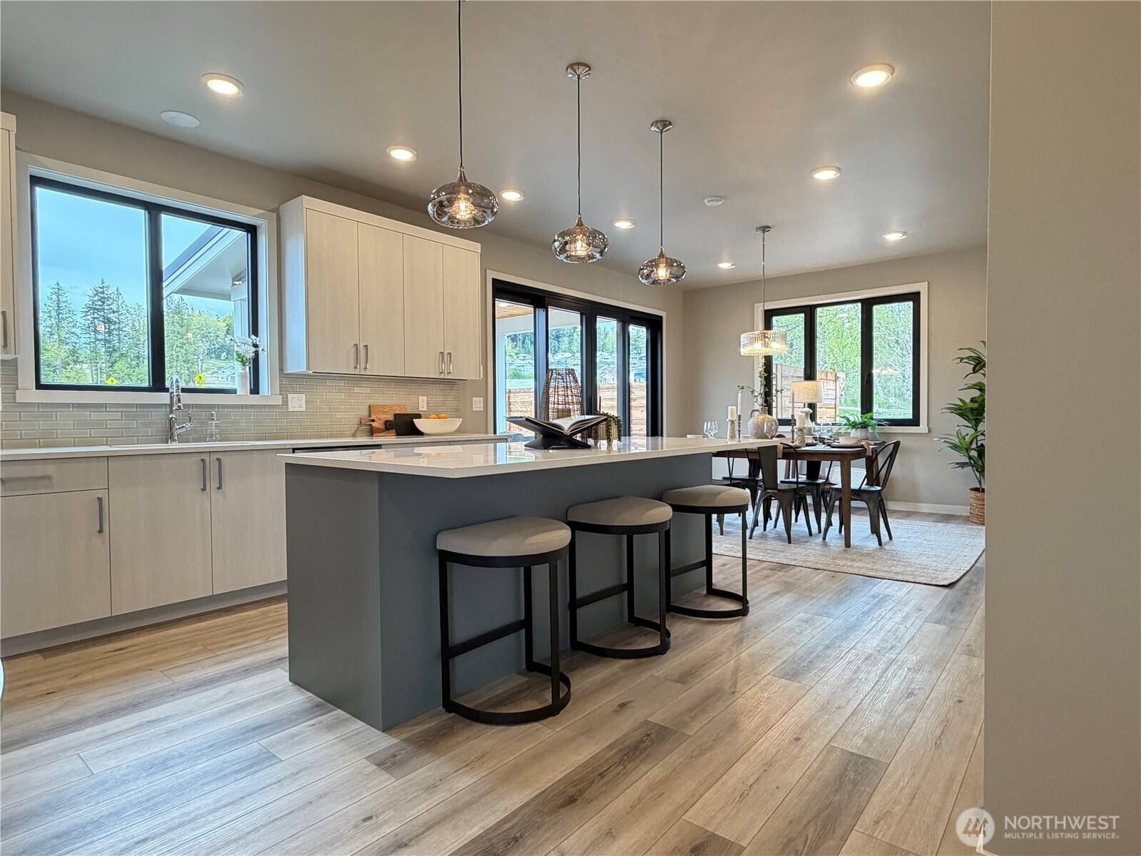 4314 Creston WAY, Bellingham, WA 98226
