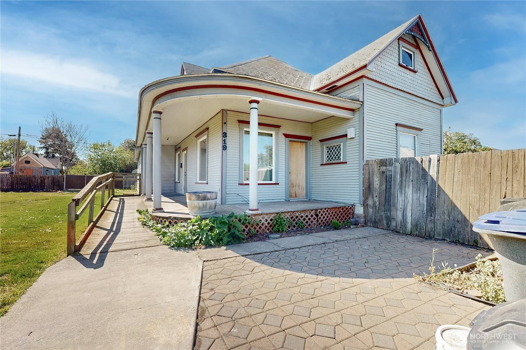 319 W Cherry ST, Walla Walla, WA 99362