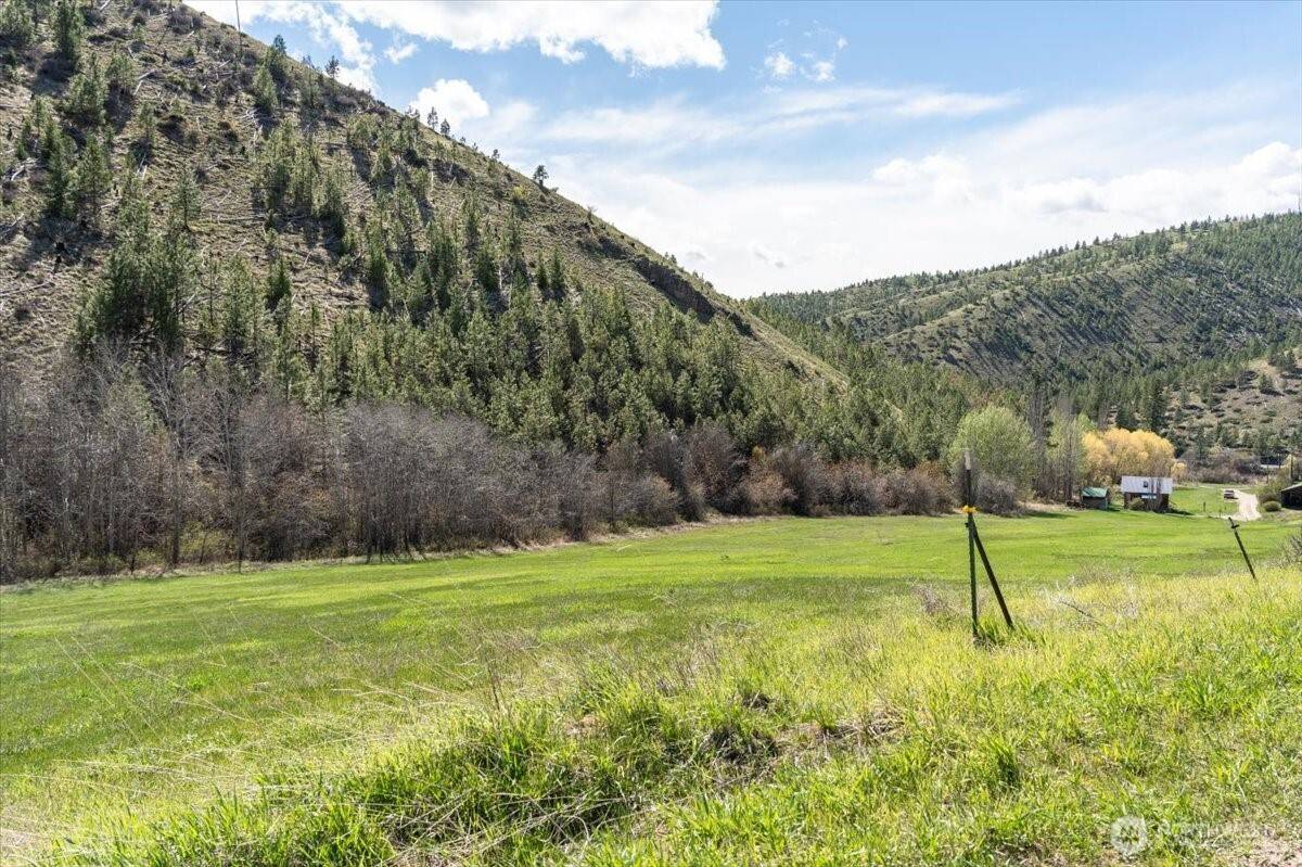 0 Bisping Canyon RD, Entiat, WA 98822
