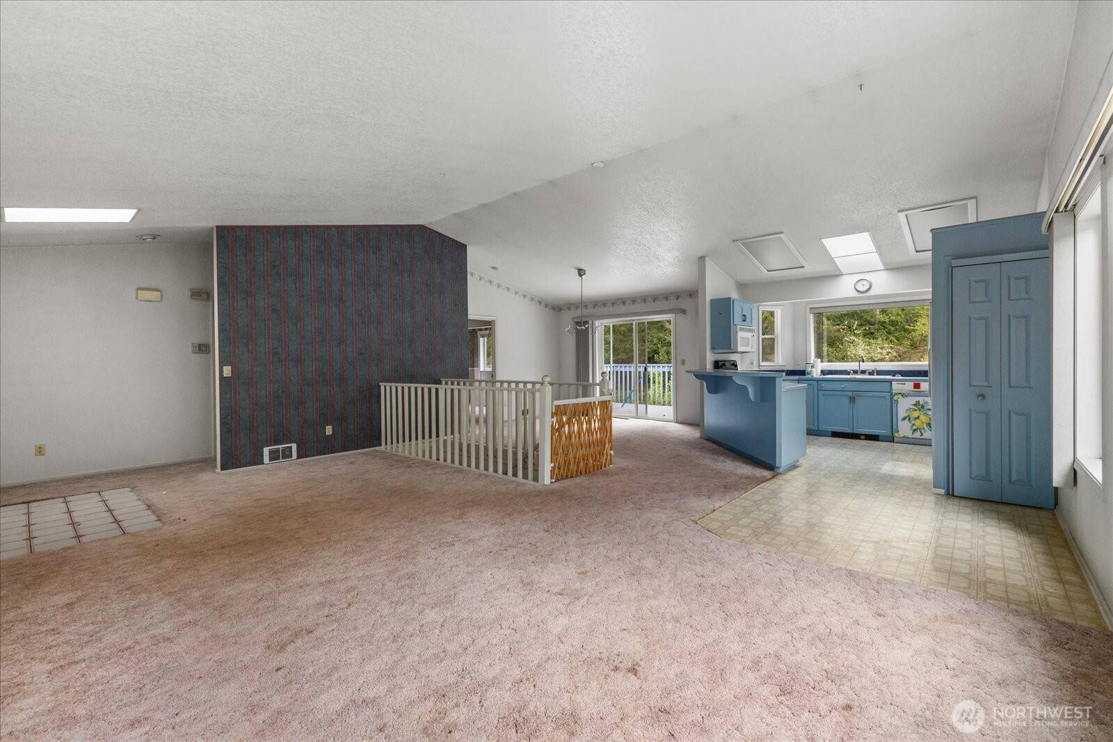 24317 115th AVE NE, Arlington, WA 98223