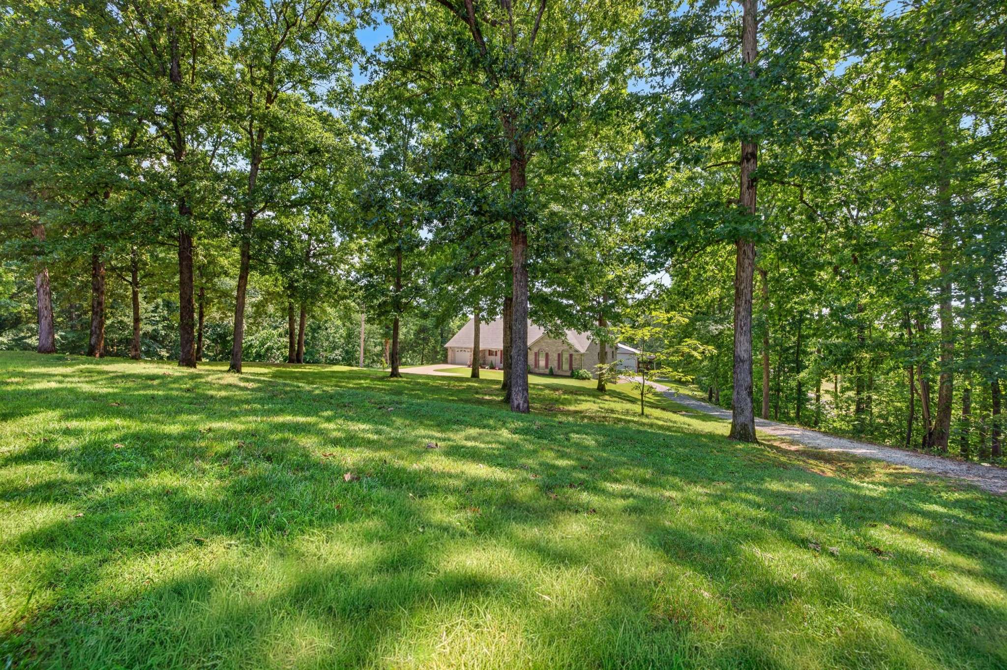 197 Boat Dock Rd, Dover, TN 37058