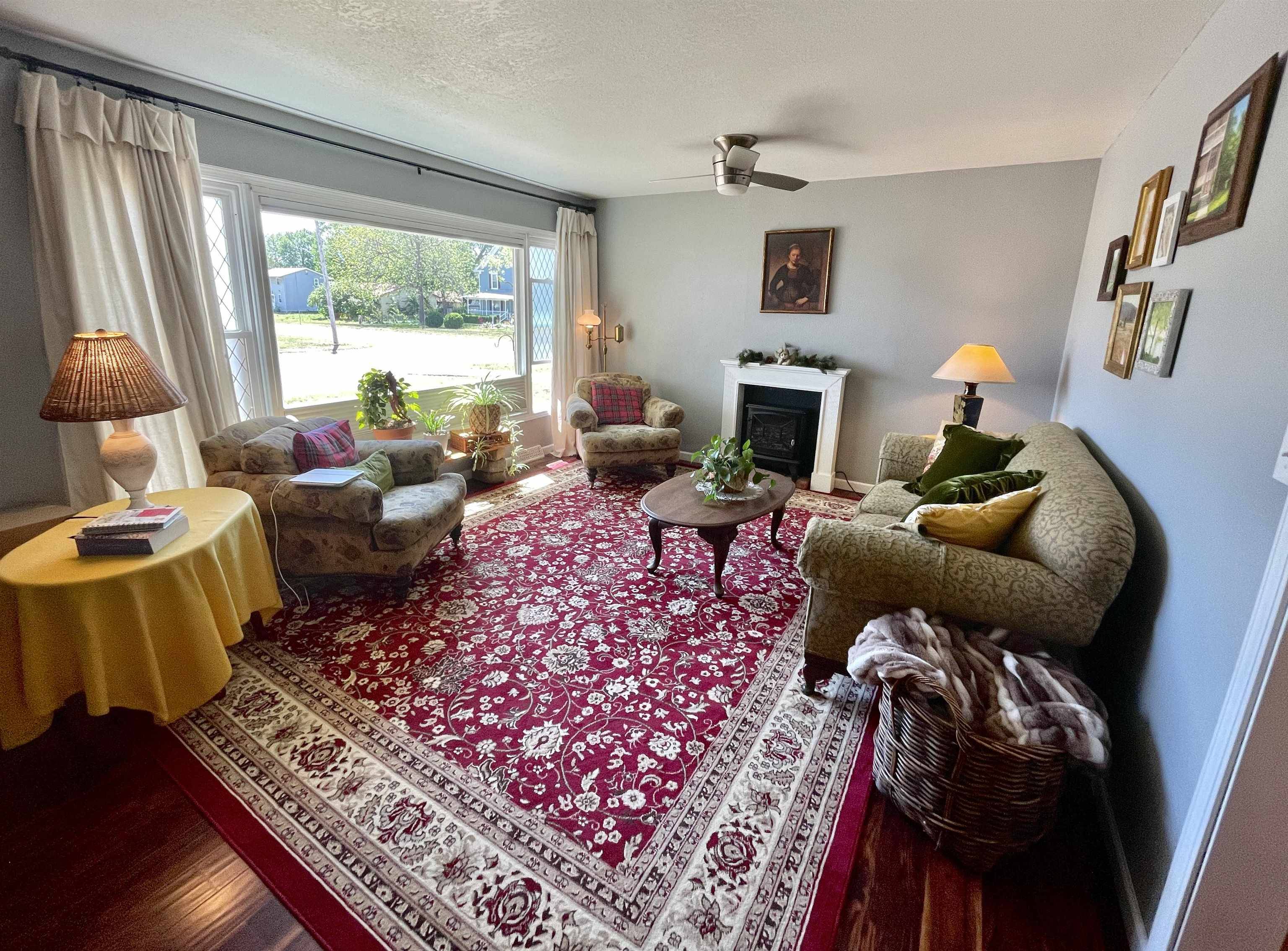 122 W Vine St., Argonia, KS 67004