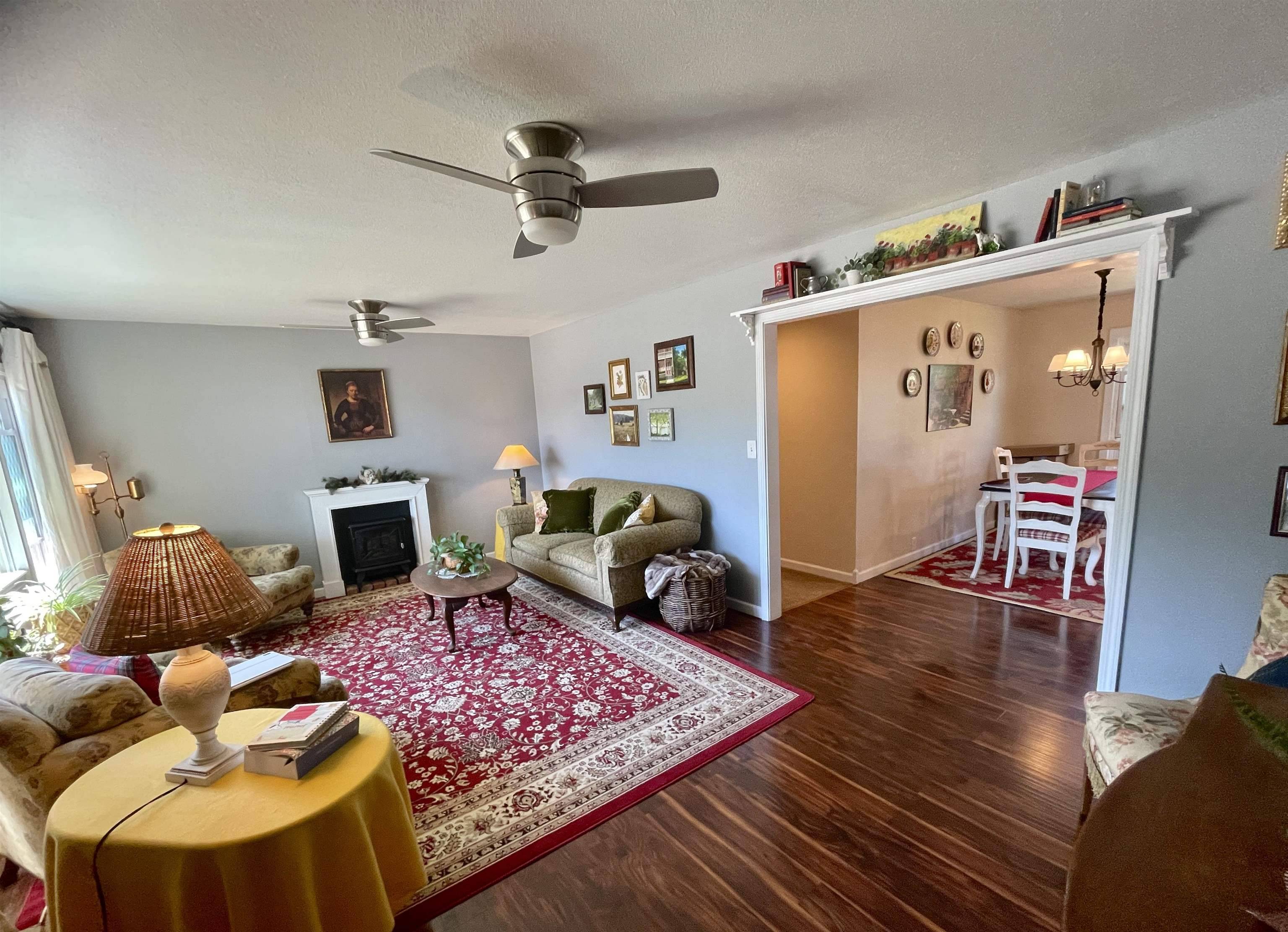 122 W Vine St., Argonia, KS 67004