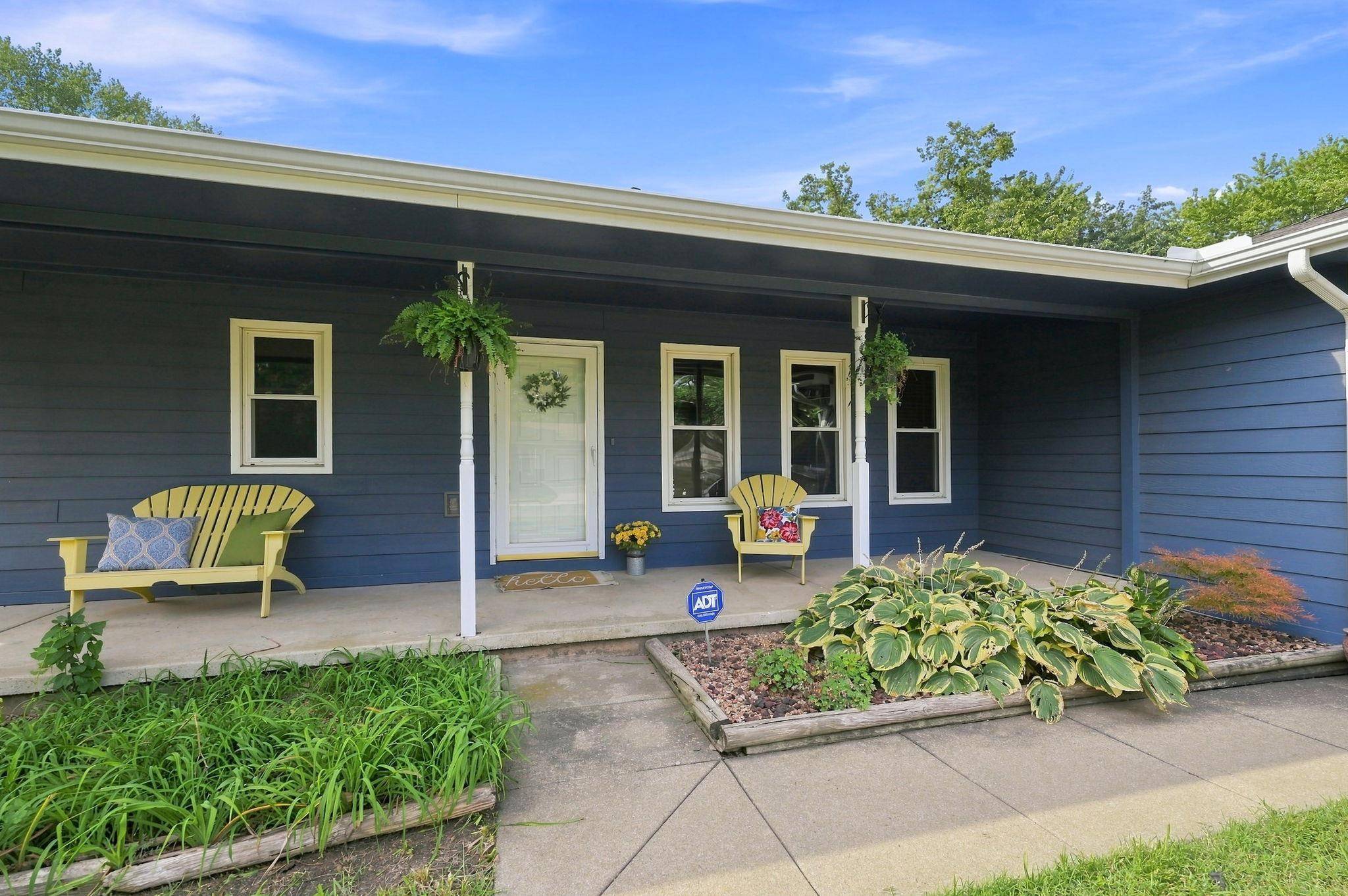 513 E Burning Tree Road, Derby, KS 67037-3142