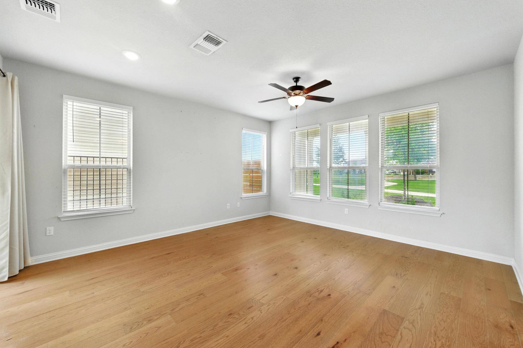8007 Orizzonte ST, Austin, TX 78744