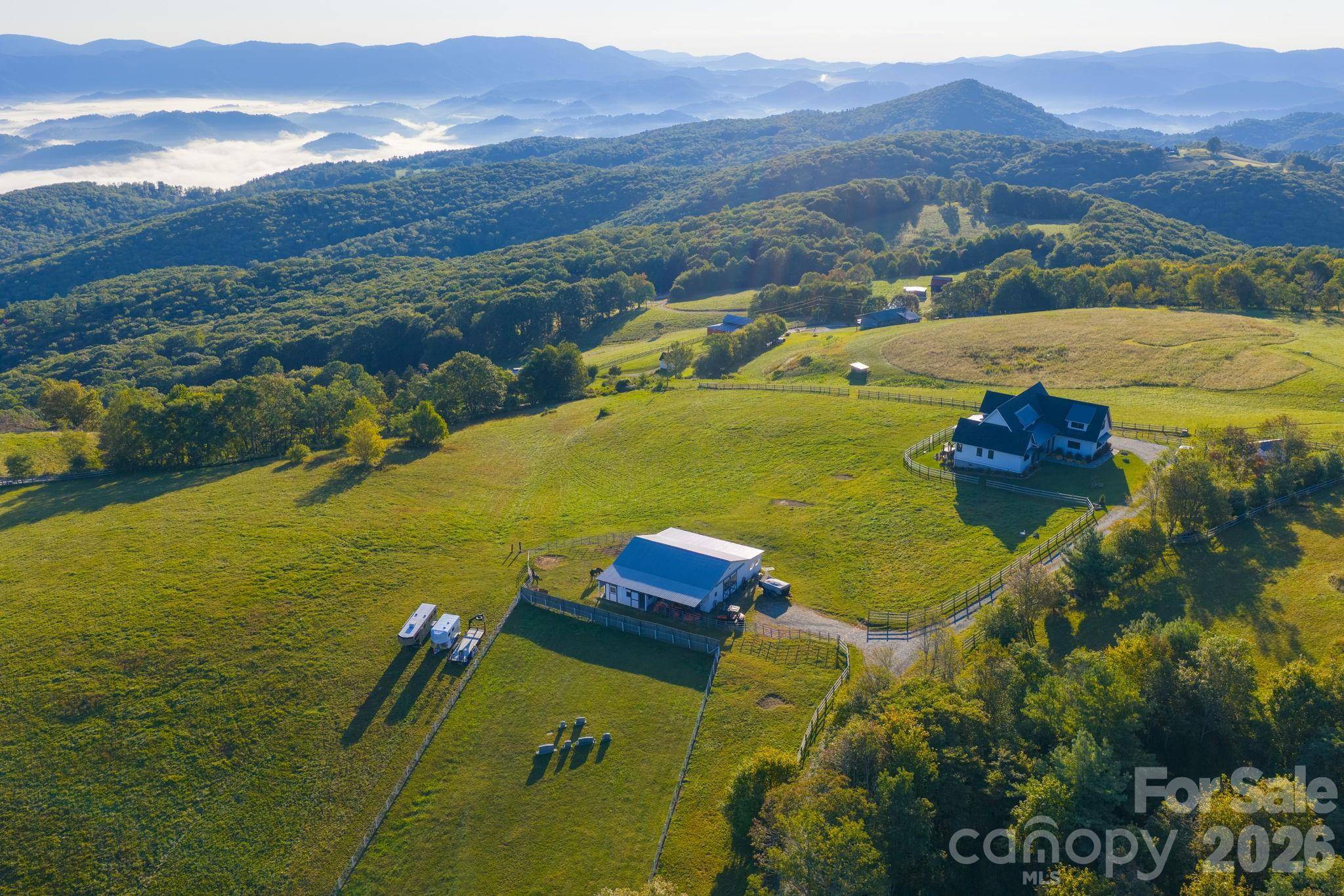 217 Sunrise Vista LN, Banner Elk, NC 28604