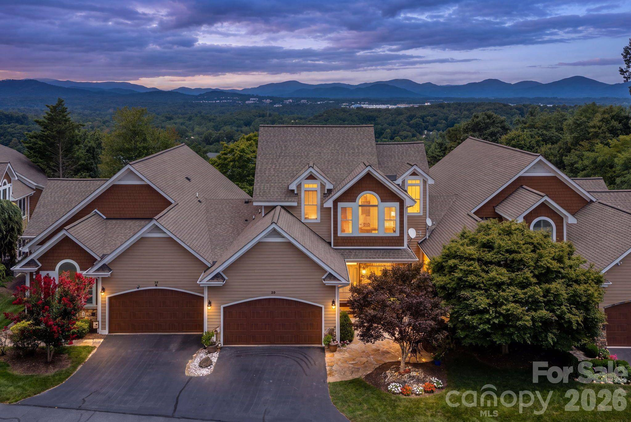 20 N Mission Hills CT, Mills River, NC 28759