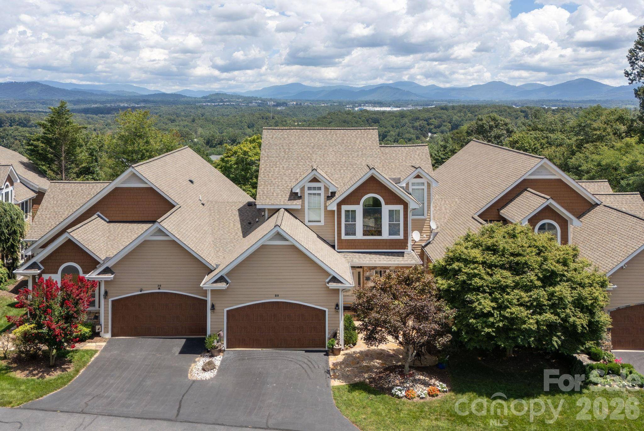 20 N Mission Hills CT, Mills River, NC 28759