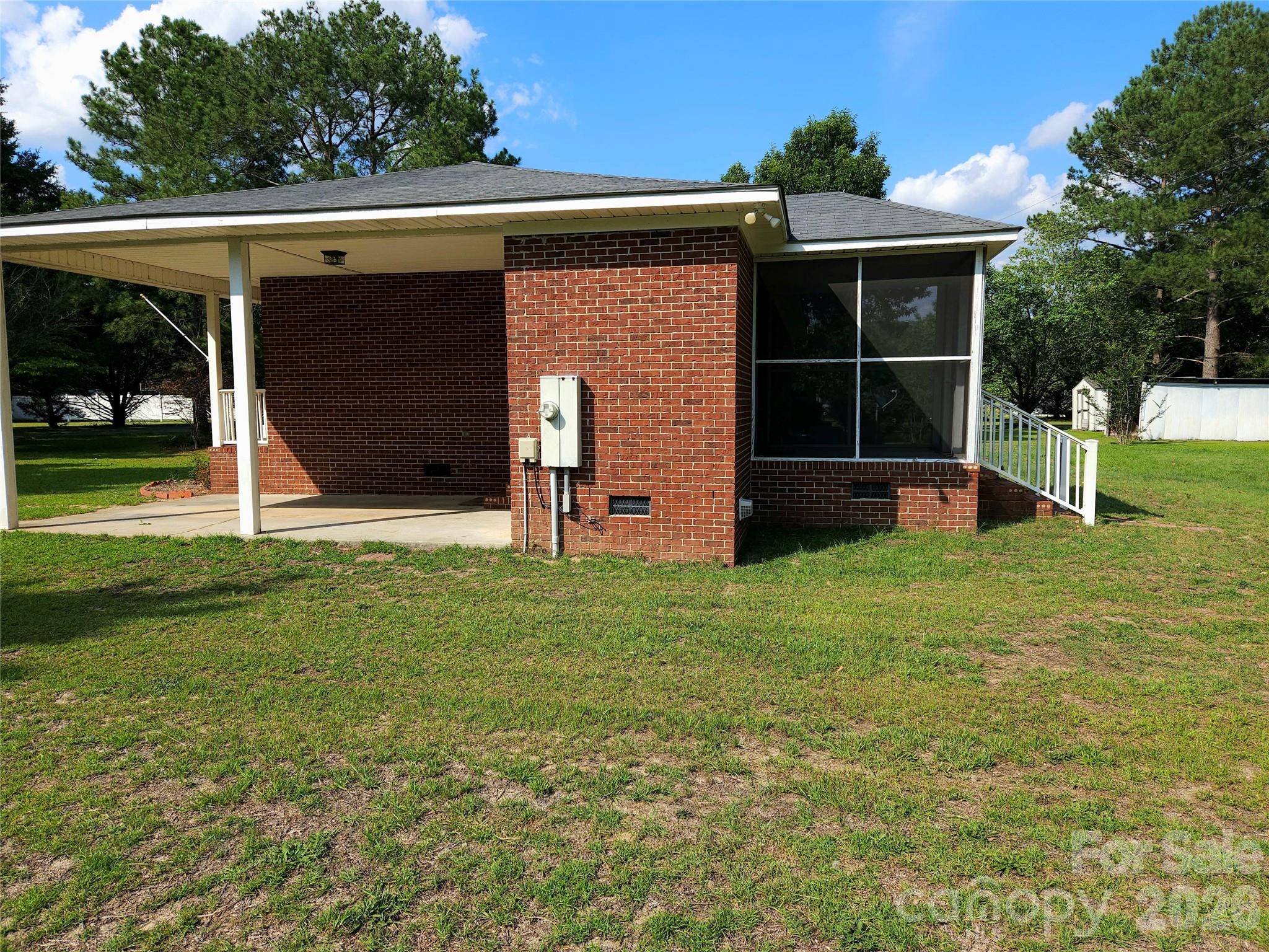 1617 Shampy DR #A, Hartsville, SC 29550